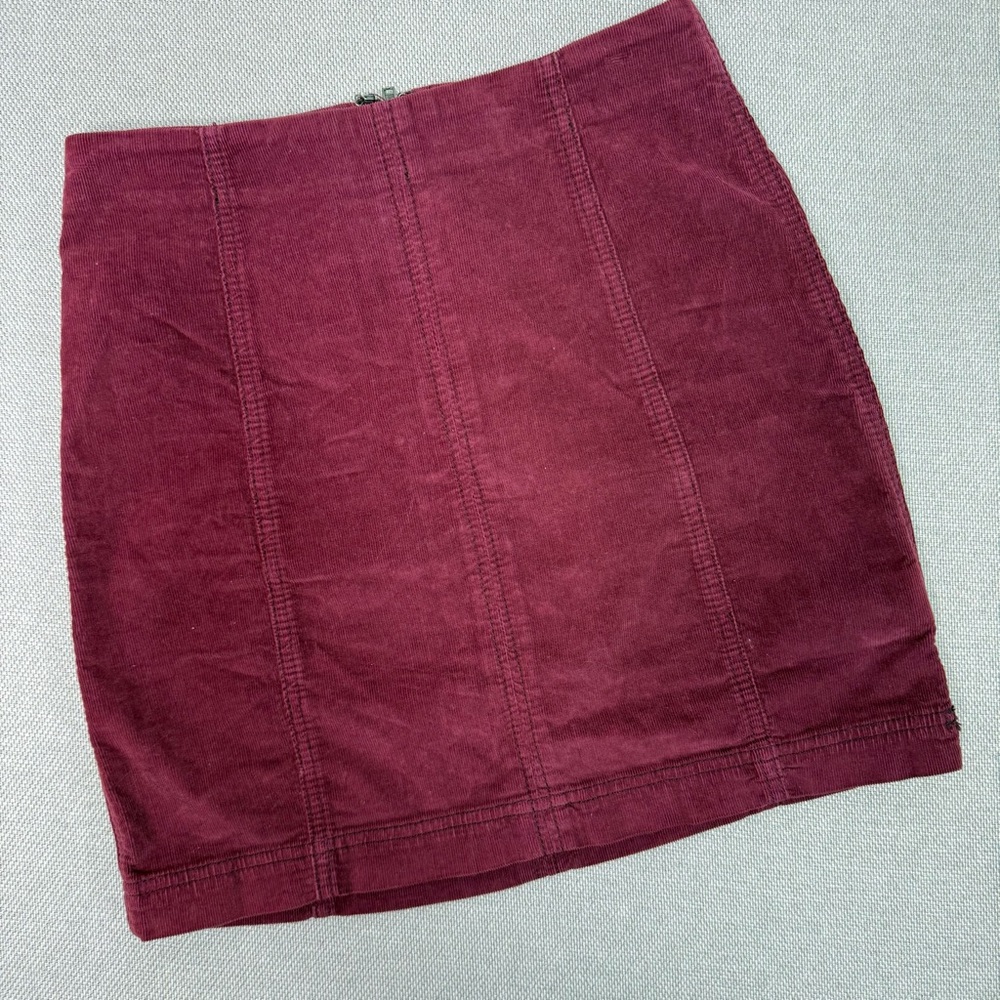 Free People Burgundy Corduroy Mini Skirt Seamed Back Zip Size 0
